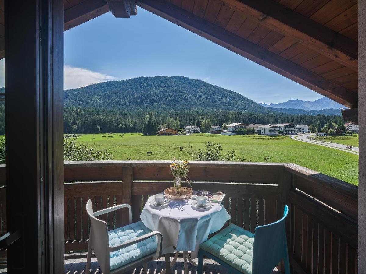 Design Apartments & Zimmer - Zugspitze Leutasch Luaran gambar